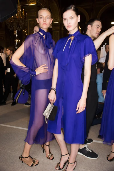 Look 38